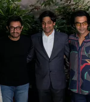 Memories wash over Aamir, Udit at relaunch of Papa Kehte Hain