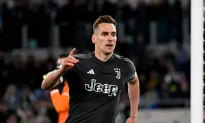 Miliks late strike sends Juventus into Italian Cup final