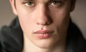 Nicholas Galitzines take on relationships: Chemistry transcends age gap