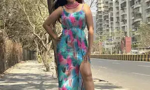 Geetanjali Mishras summer look: Loose pants, breezy cotton shirts