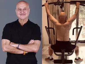 Anupam Kher lifts heavy weights for back workout: If it doesn’t challenge you, it won’t change you’ Anupam Kher lifts heavy weights for back workout: If it doesn’t challenge you, it won’t change you’