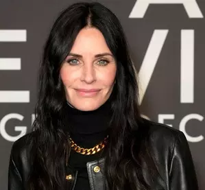 Courteney Cox opens up on why she wishes shed been a firmer parent to her daughter