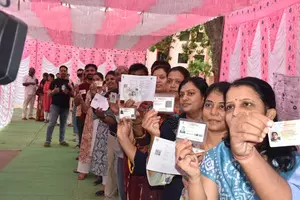 Free haircut, mehendi for women on offer as Maharashtra votes in Phase 2