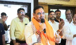 Mamata Didi betrayed the people of Bengal, says Raj CM in Serampore