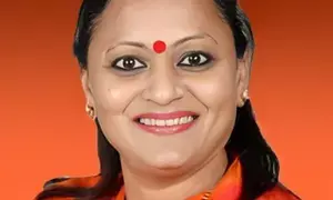 Shiv Sena fields Eknath Shinde loyalist Yamini Jadhav from Mumbai South