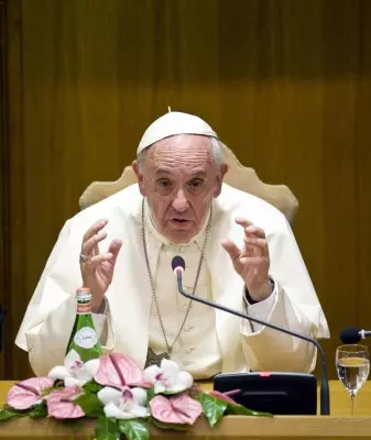 Pope Francis on arms trade: Terrible to make money from death