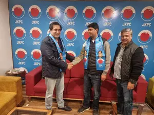 Sajad Lone, 5 others file nomination papers for J&Ks Baramulla LS seat