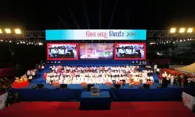 In Maha campaign, PM Modis style is to mouth words penned by local leaders, says Sharad Pawar