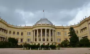 Bengal Governor bars entry of police, state Finance Minister into Raj Bhavan