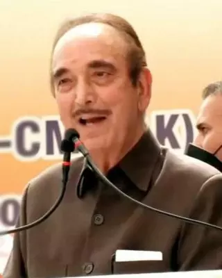 Ghulam Nabi Azad supports ECI decision on Anantnag-Rajouri LS seat Ghulam Nabi Azad supports ECI decision on Anantnag-Rajouri LS seat