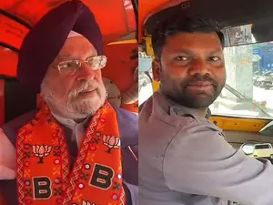 Hardeep Puri takes auto ride, holds candid conversation with driver over Centres welfare schemes Hardeep Puri takes auto ride, holds candid conversation with driver over Centres welfare schemes