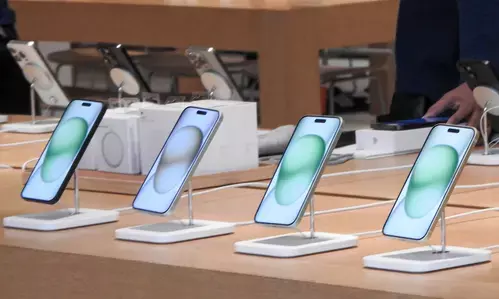 iPhone sales down 10 pc in March quarter, Apple stock up after $110 billion buyback