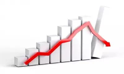 Sensex down 300 points on selling in heavyweights