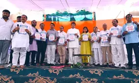 Telangana Congress promises SC Bench in Hyderabad, ITIR revival