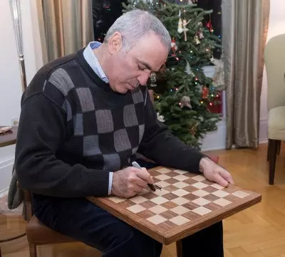 Win Raebareli and then challenge for the top..., Garry Kasparov’s cryptic post sets social media on fire Win Raebareli and then challenge for the top..., Garry Kasparov’s cryptic post sets social media on fire