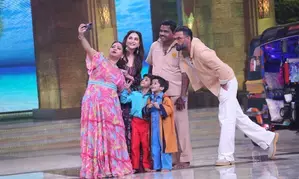 Madhuri, Suniel reminisce about plucking coconuts when they were children