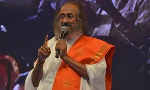 Viksit Bharat Ambassador event: Sri Sri Ravi Shankar heaps praise on PM Modi for Kashi facelift