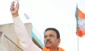 Karnatakas economy worse than Pakistans, even MLAs not getting salaries regularly: BJP MLA