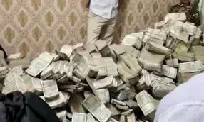 ED raids Jharkhand Ministers PA, recovers Rs 25 cr from house helps home
