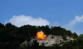 Hezbollah launches rockets on Israeli settlements