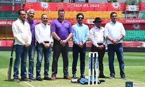 IPL Chairman Arun Dhumal bats for Hybrid pitches in India