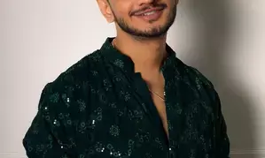 Munawar Faruqui opens up on his track Dhandho and its themes of money and power