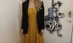 Pallavis family members disguise themselves to win over Pappi in Aangan Aapno Kaa