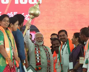 Congress wants to snatch reservation for backward classes and give it to Muslims: PM Modi Congress wants to snatch reservation for backward classes and give it to Muslims: PM Modi