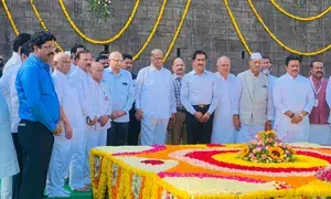 PM losing confidence, MVA to get 30-35 LS seats in Maha, says Sharad Pawar