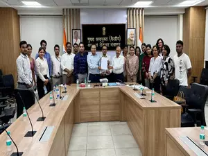 25 terminated Air India Express employees reinstated as Chief Labour Commissioner steps in 25 terminated Air India Express employees reinstated as Chief Labour Commissioner steps in