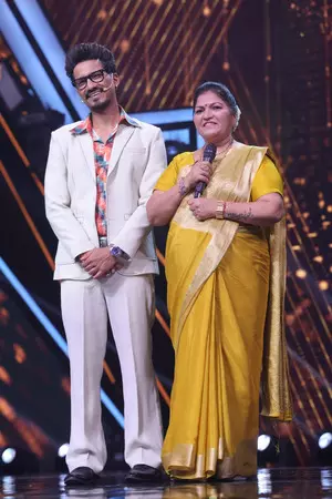 Haarsh Limbachiyaa gets emotional as his true warrior mom appears on Superstar Singer 3