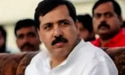 Dhananjay Singh announces support to BJP, Raja Bhaiyya prefers to  remain neutral