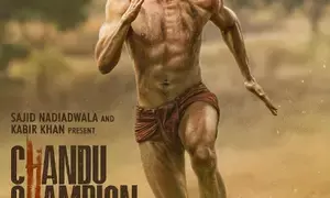Kartik Aaryan looks ripped as he races in a langot in Chandu Champion new look