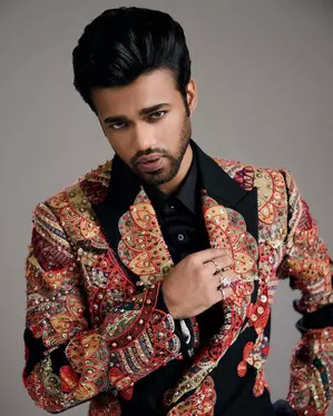 Babil Khan has a working birthday, spends it dubbing in studio Babil Khan has a working birthday, spends it dubbing in studio