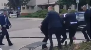 Slovak PM Fico in life-threatening condition after assassination bid in public interaction (Lead)