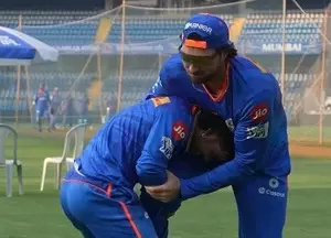 UWW ask fans to rate Ishan Kishan, Tim Davids wrestling moves