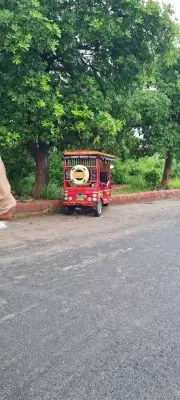 Three e-rickshaw thieves arrested in Gurugram, 125 cases solved
