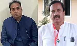 NCP state chief visited Nashik hotel where Sharad Pawar stayed, claims NCP(SP) leader