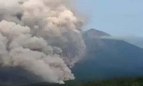 Indonesias Semeru volcano erupts five times