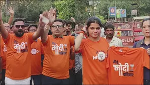 ‘Main hoon Modi kar parivaar’ campaign organised in Old Delhi, many participate