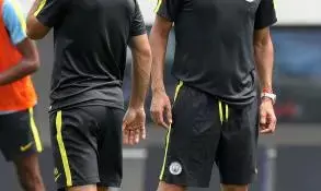 Jamie Carragher believes Arteta might have to wait till Pep goes to lift Premier League trophy