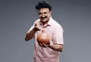 Jameel Khan says ‘Gullak’ character gives him a chance to step into his father’s shoes Jameel Khan says ‘Gullak’ character gives him a chance to step into his father’s shoes