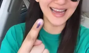 Gauahar Khan finally gets to vote after facing difficulties at Mumbai polling booth