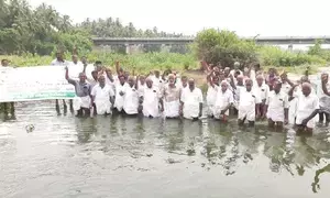 TN farmers protest against Kerala govt for building dam over Silandhi river