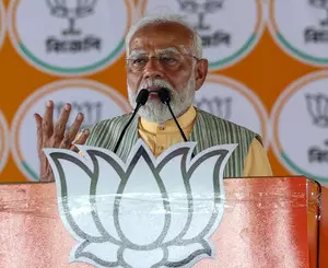 Citing old video, PM Modi corners Cong’s ‘Shehzada’ on Muslim reservation at Bengal rally