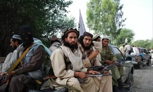 Taliban court whips 10 alleged thieves in two Afghan provinces