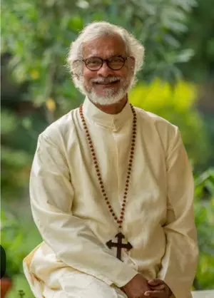 Thousands bid adieu to Kerala bishop killed in US road accident