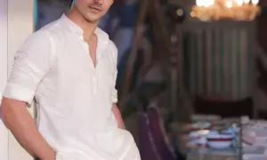 Rohit Chandel wraps up ‘Pandya Store’ shoot, says every end is beginning of new journey