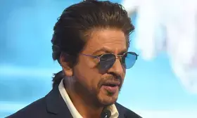 Shah Rukh Khan hospitalised in Ahmedabad due to dehydration