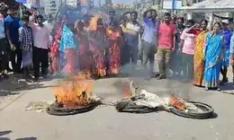 Tension escalates in Nandigram over BJP activist’s murder; locals block roads, burn tyres (Lead)